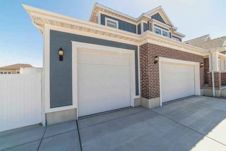 Reliable Garage Door Repair Services Across Parker