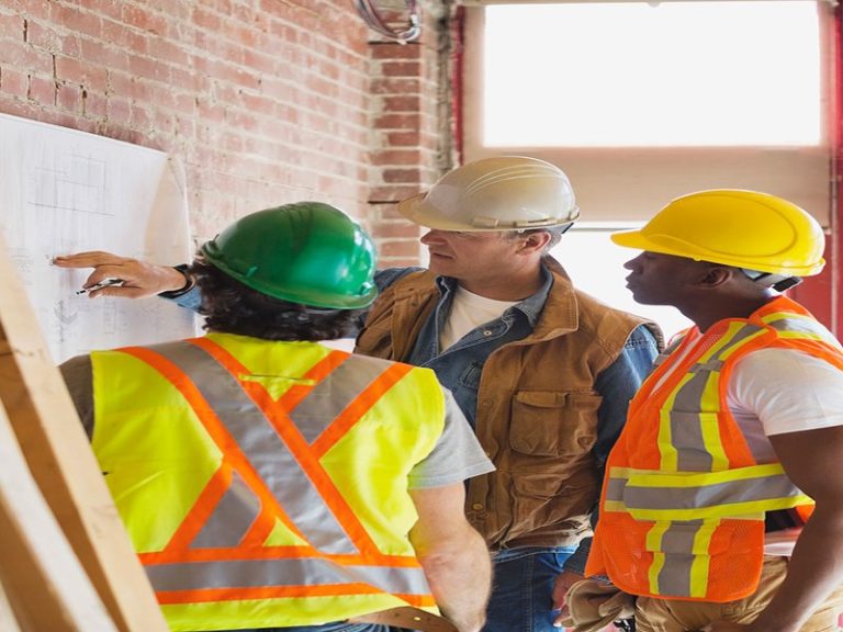 Avoid Costly Mistakes by Hiring a Licensed General Contractor