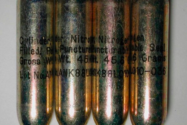 Закись азота: любопытные детали из истории открытия