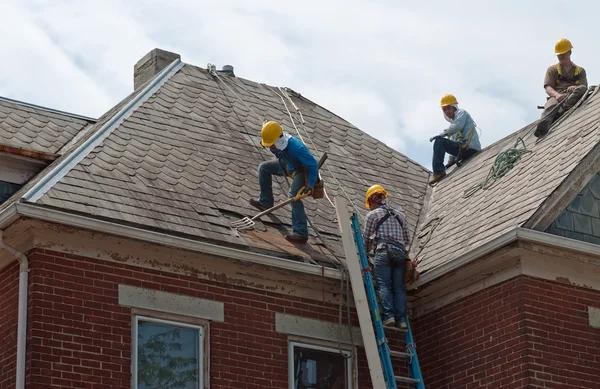 Efficient Roofing Installation St Charles Specialists for Modern Roofs