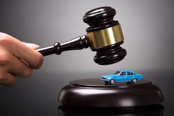 How Early Legal Representation Strengthens Your Accident Claim