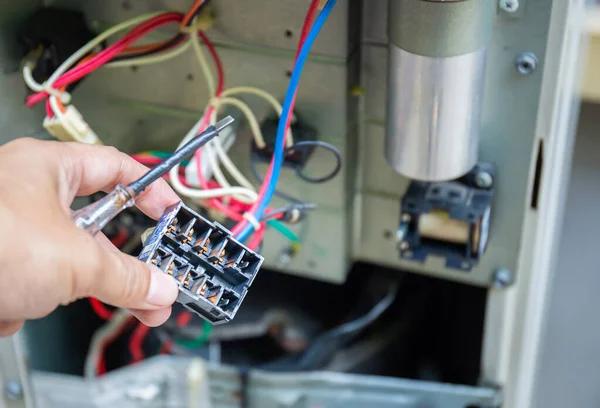 Douglas Mechanical, Inc. Experienced HVAC Professionals Ready to Help